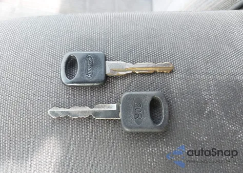 1995 Ford Explorer from USA, damaged, VIN 1FMDU32X8SUA90054